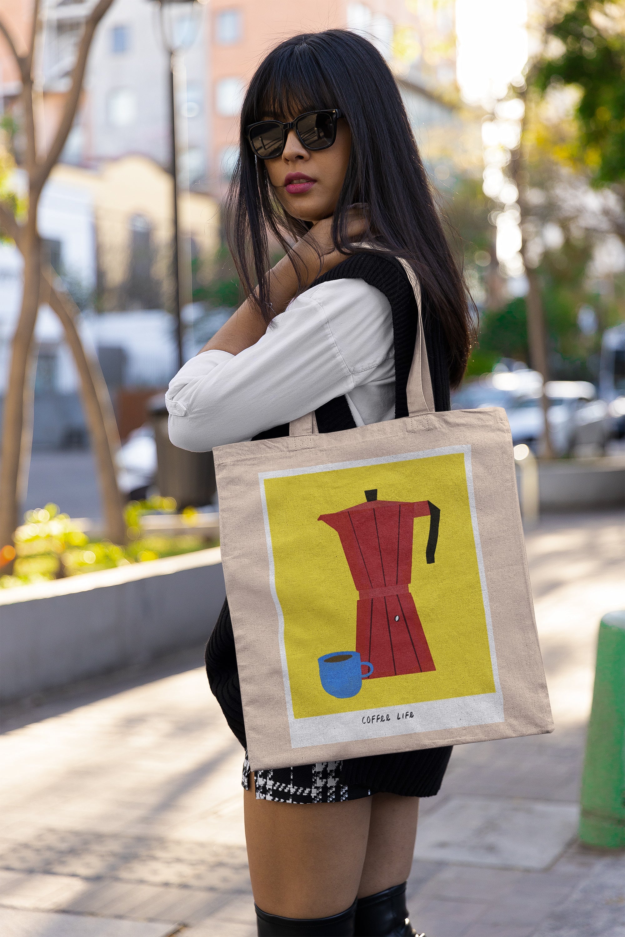 Moka Muse Tote Bag